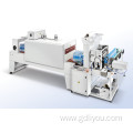 Heat shrink packaging machine